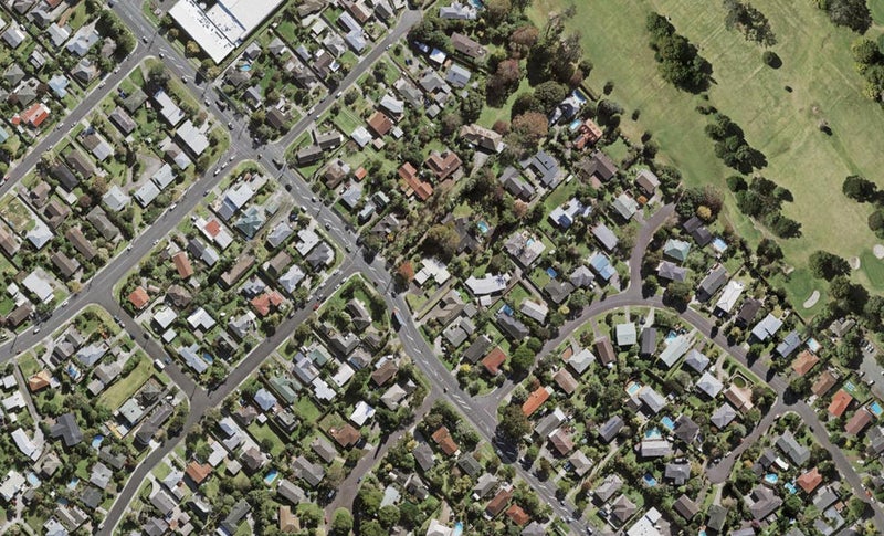 2/79 Sunnybrae Road, Hillcrest, Auckland - Carousel 1