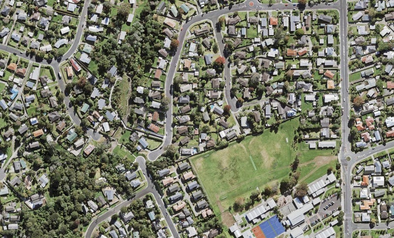 32F Flaxdale Street, Birkdale, Auckland - Carousel 1