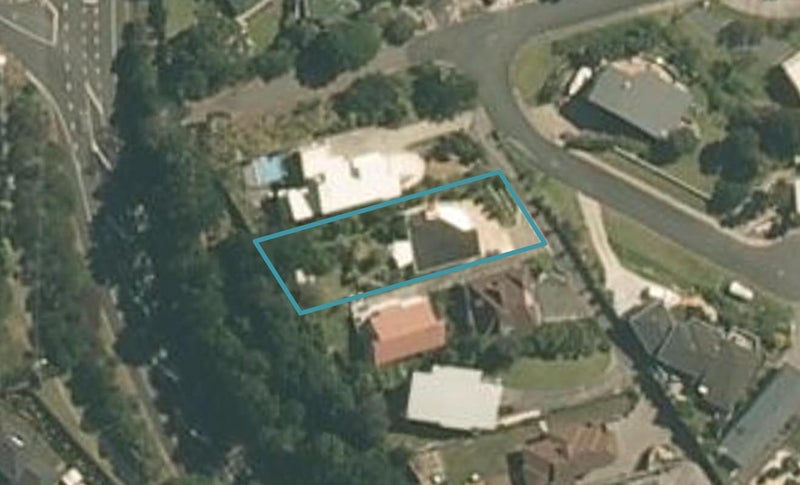 3 Sykes Avenue, Hatfields Beach, Orewa - Carousel 1