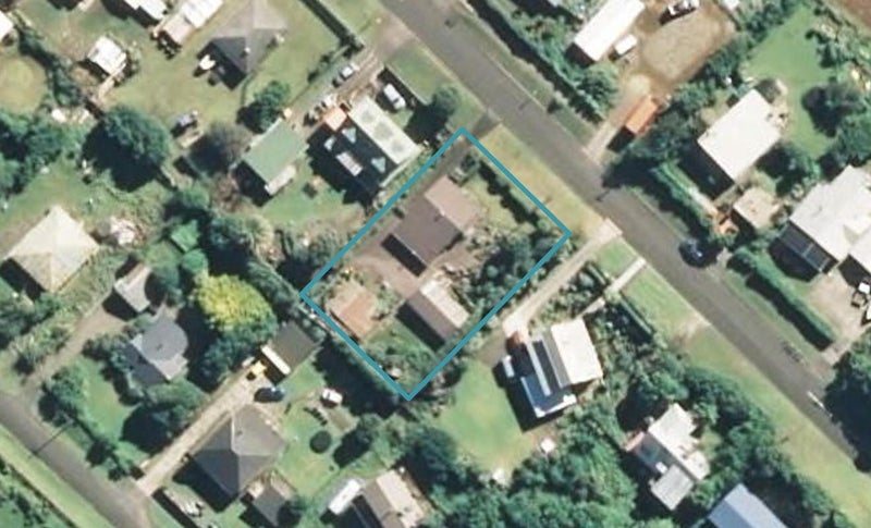7 Hira Street, Hawera - Carousel 1