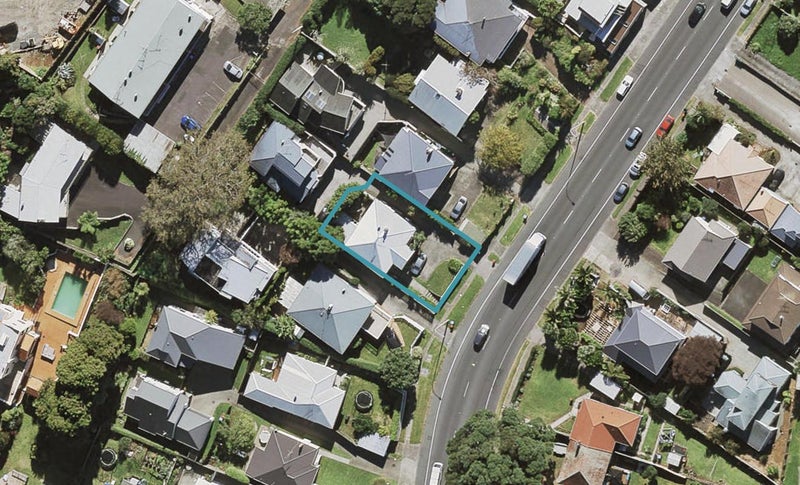 35 Hillsborough Road, Hillsborough, Auckland - Carousel 1