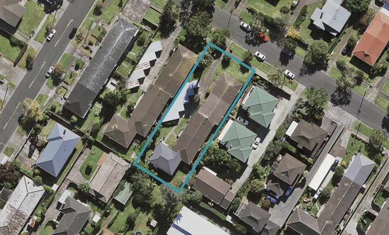 5/24 Tawhiri Road, One Tree Hill, Auckland - Carousel 1