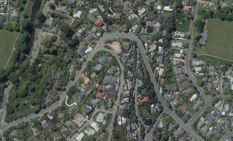 8 Glenelg Spur, Hillsborough, Christchurch - Carousel 1