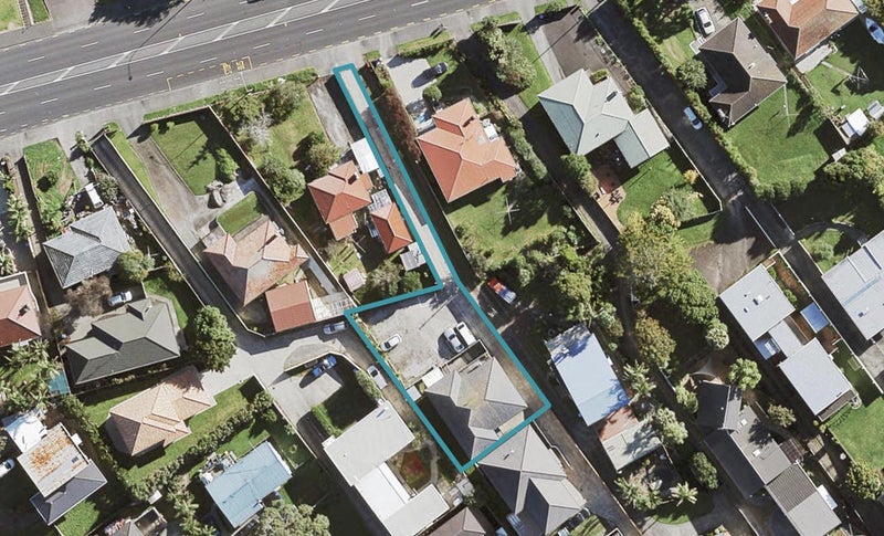 19 Maioro Street, New Windsor, Auckland - Carousel 1