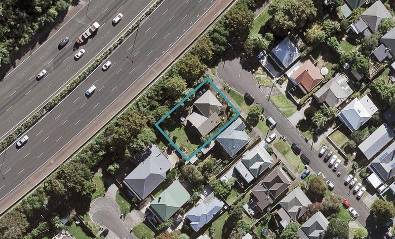 16 Richbourne Street, Kingsland, Auckland - Carousel 1