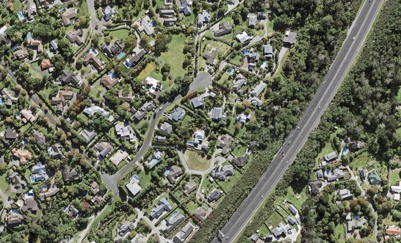 7 Olwyn Place, Greenhithe, Auckland - Carousel 1