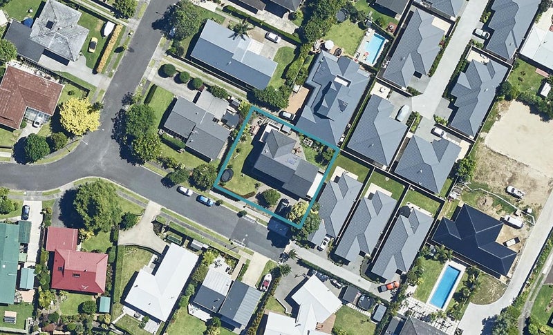 17 Rewarewa Place, Matua, Tauranga - Carousel 1
