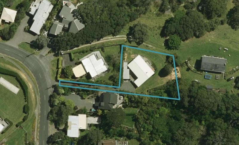 1139 Cove Road, Langs Beach, Waipu - Carousel 1