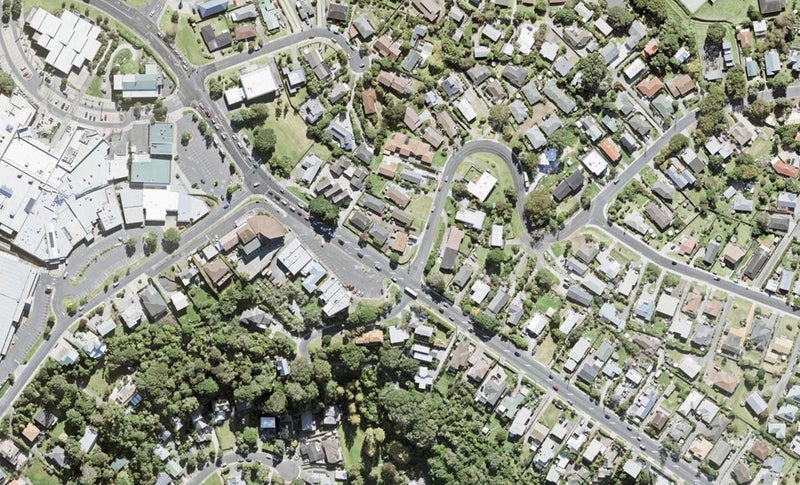 736 Whangaparaoa Road, Manly, Whangaparaoa - Carousel 1