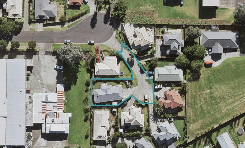 13 Atiu Place, Favona, Auckland - Carousel 1
