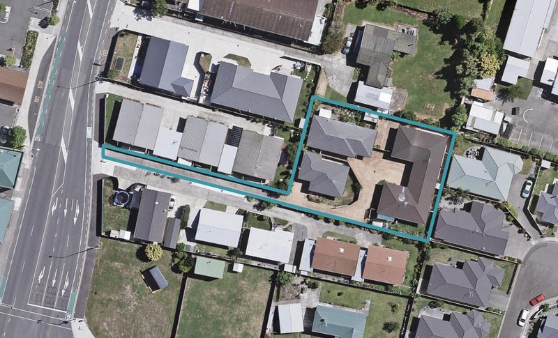 4/4A LEE RD, TARADALE, NAPIER - Carousel 1