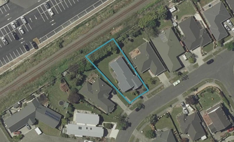 12 Royal Oak Drive, Kelvin Grove, Palmerston North - Carousel 1