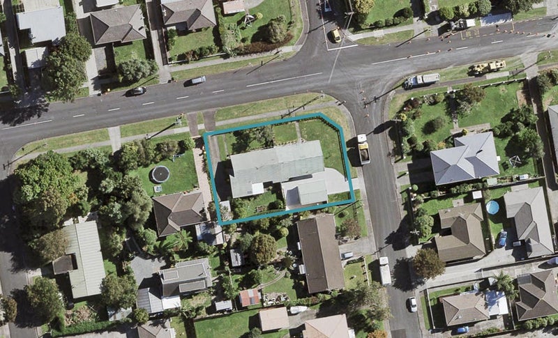 1/61 Willis Road, Papakura, Papakura - Carousel 1
