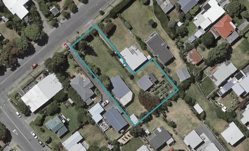 80 Tutere Street, Waikanae Beach, Waikanae - Carousel 1