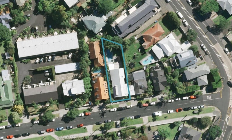 5 Emmett Street, Herne Bay, Auckland - Carousel 1