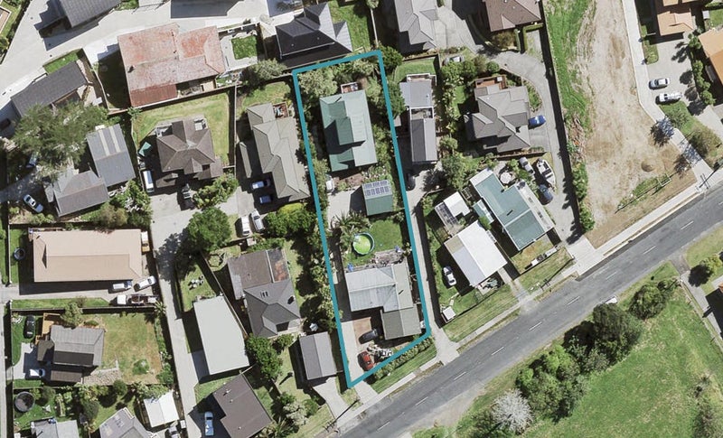 1/235 Metcalfe Road, Ranui, Auckland - Carousel 1