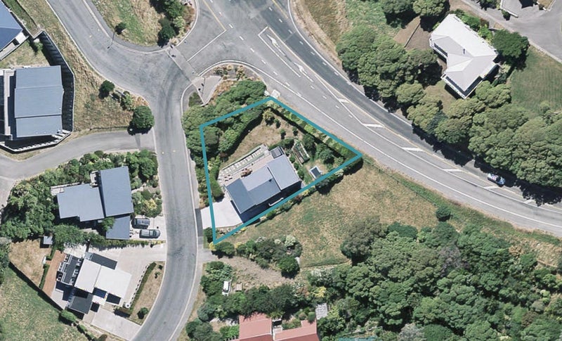 1 Monarch Drive, Robinsons Bay, Robinsons Bay - Carousel 1