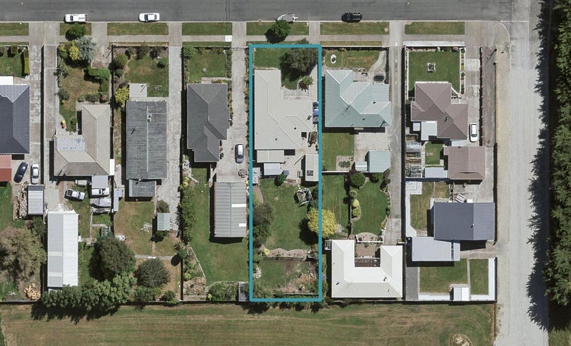 67 Nichol Street, Heidelberg, Invercargill - Carousel 1