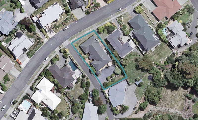 85 Churchill Drive, Taradale, Napier - Carousel 1