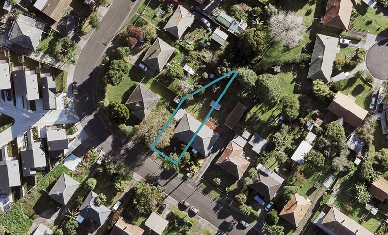 61 Daventry Street, Waterview, Auckland - Carousel 1