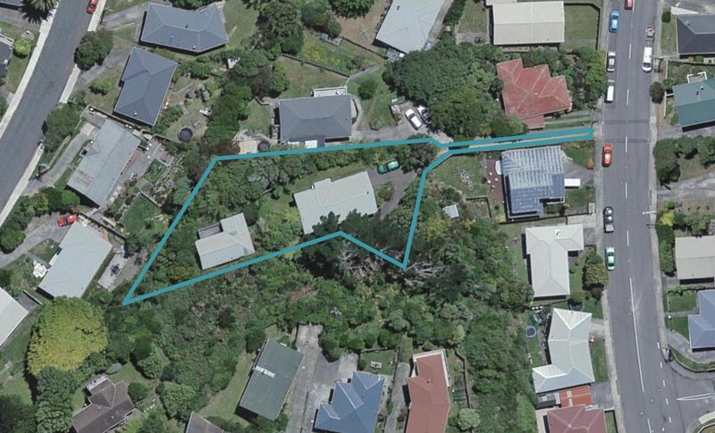 86 Beazley Avenue, Paparangi, Wellington - Carousel 1