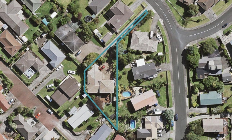 70 Vintage Drive, Henderson, Auckland - Carousel 1