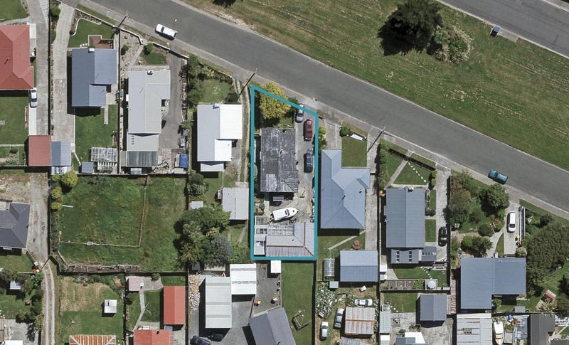 100 Scott Street, Strathern, Invercargill - Carousel 1