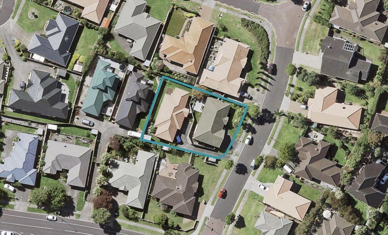 2/4 Ballycullanie Place, Dannemora, Auckland - Carousel 1