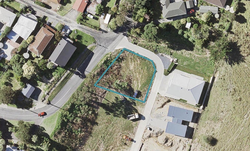 60A Carlton Crescent, Maraetai, Auckland - Carousel 1