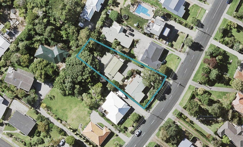2/52 Litten Road, Cockle Bay, Auckland - Carousel 1