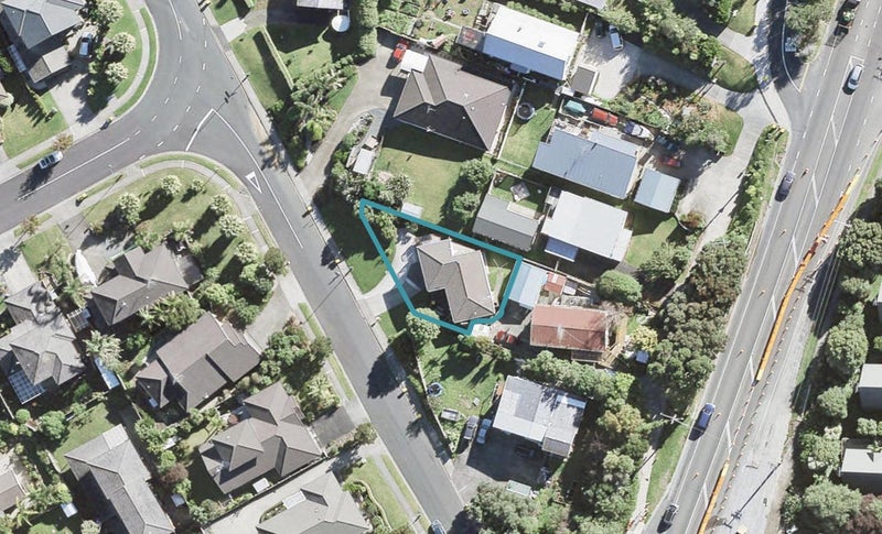 5 Jelas Road, Red Beach, Red Beach - Carousel 1