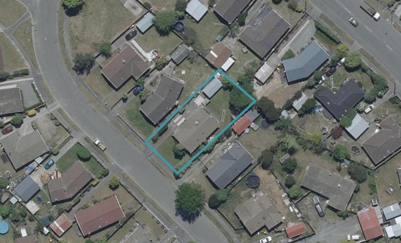 19 Medina Crescent, Parklands, Christchurch - Carousel 1