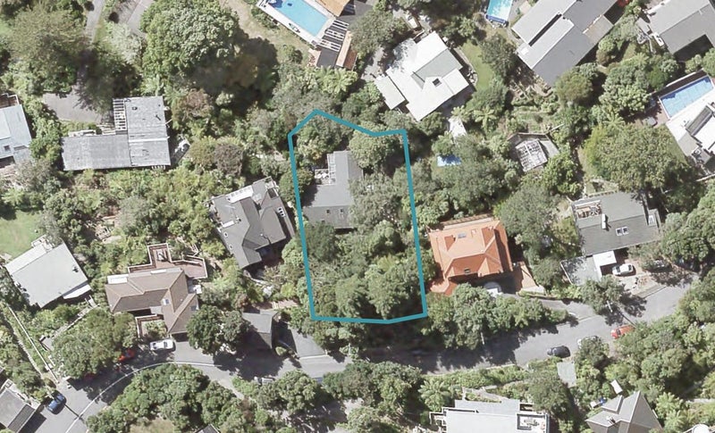 16 Walter Road, Lowry Bay, Lower Hutt - Carousel 1