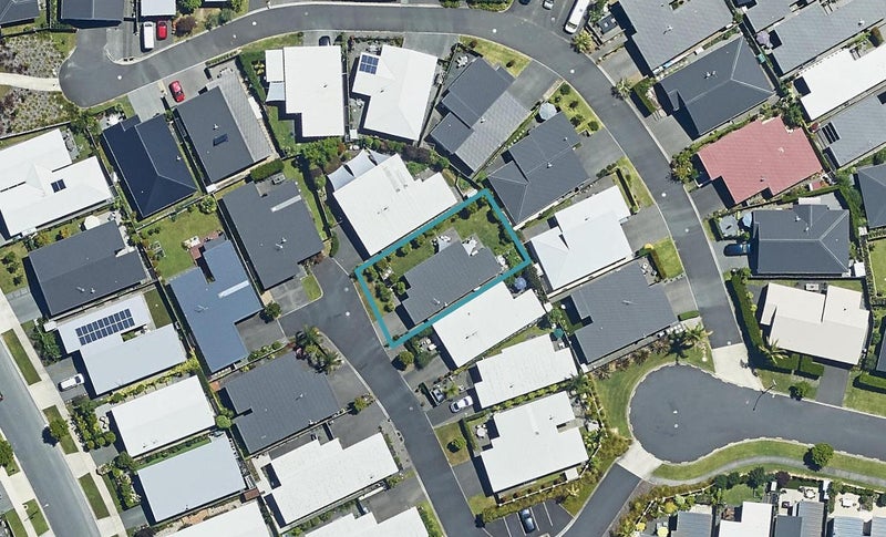 8 Jude Way, Brookfield, Tauranga - Carousel 1