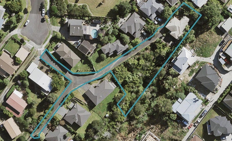 22 McKinley Road, Sunnyvale, Auckland - Carousel 1