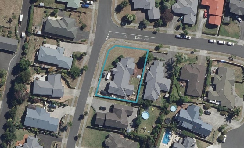 1 Palm Grove Drive, Western Heights, Hamilton - Carousel 1