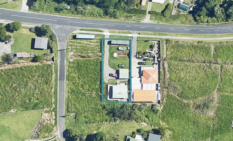 37 Little Waihi Road, Maketu, Te Puke - Carousel 1
