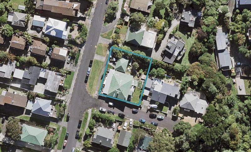 22 Rawene Road, Birkenhead, Auckland - Carousel 1
