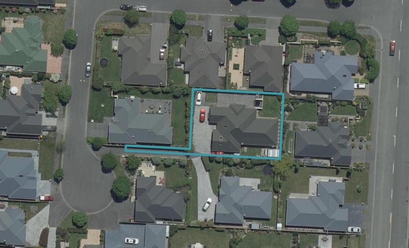 11 Providence Place, Redwood, Christchurch - Carousel 1