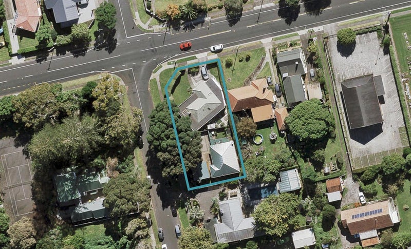 1/47 Church Road, Mangere Bridge, Auckland - Carousel 1