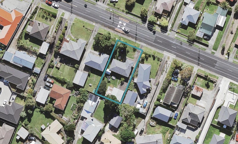 58 St Leonards Road, Kelston, Auckland - Carousel 1