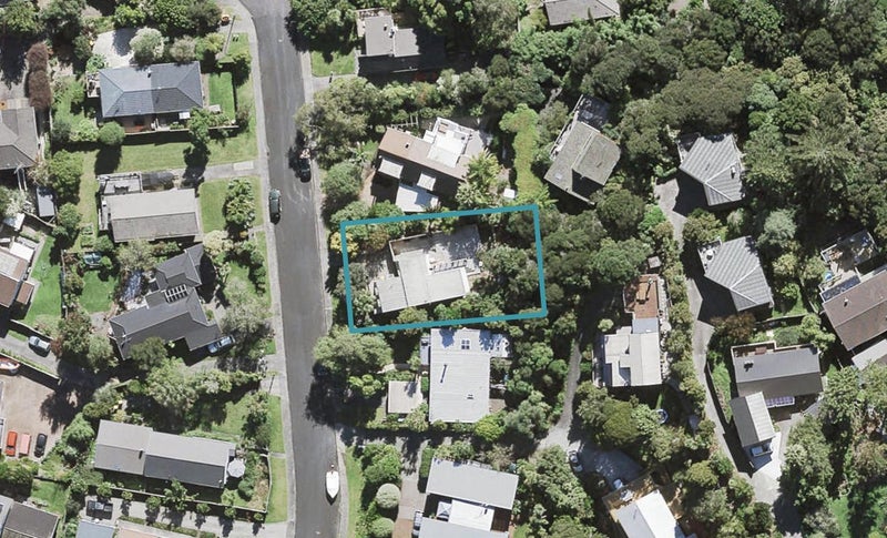 11 Odin Place, Beach Haven, Auckland - Carousel 1