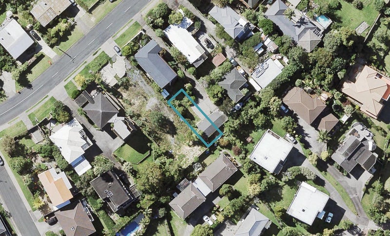 38B Arran Road, Browns Bay, Auckland - Carousel 1