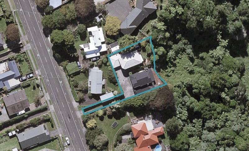 301A Mangorei Road, Merrilands, New Plymouth - Carousel 1