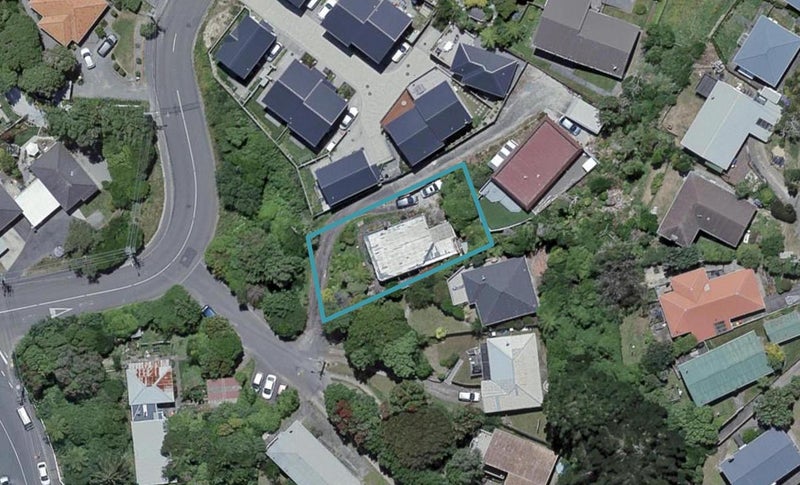 14 Glanmire Road, Newlands, Wellington - Carousel 1