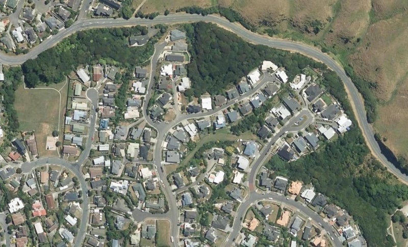 44 St Ives Drive, Camborne, Porirua - Carousel 1