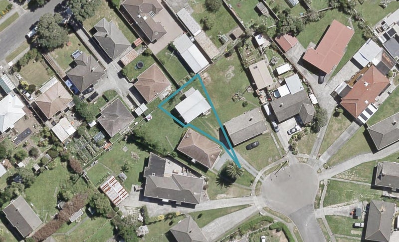 11A Puketapu Grove, Waiwhetu, Lower Hutt - Carousel 1