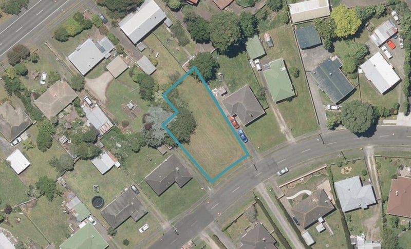 19 Hinemoa Street, Whanganui East, Whanganui - Carousel 1
