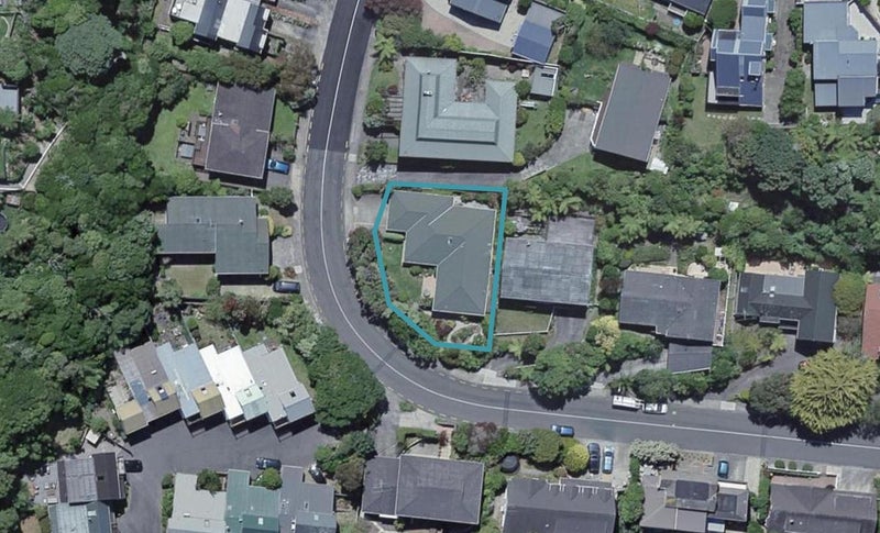 32 Amapur Drive, Khandallah, Wellington - Carousel 1