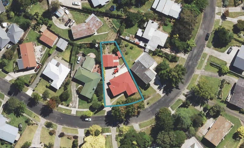 18 Seddon Crescent, Whataupoko, Gisborne - Carousel 1